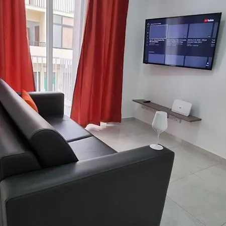 Seaview 2 Double Bedroom Modern Apartment St. Paul's Bay Exterior photo